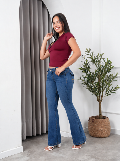 Jean Flare con Bolsillos Bordados Lucía Azul