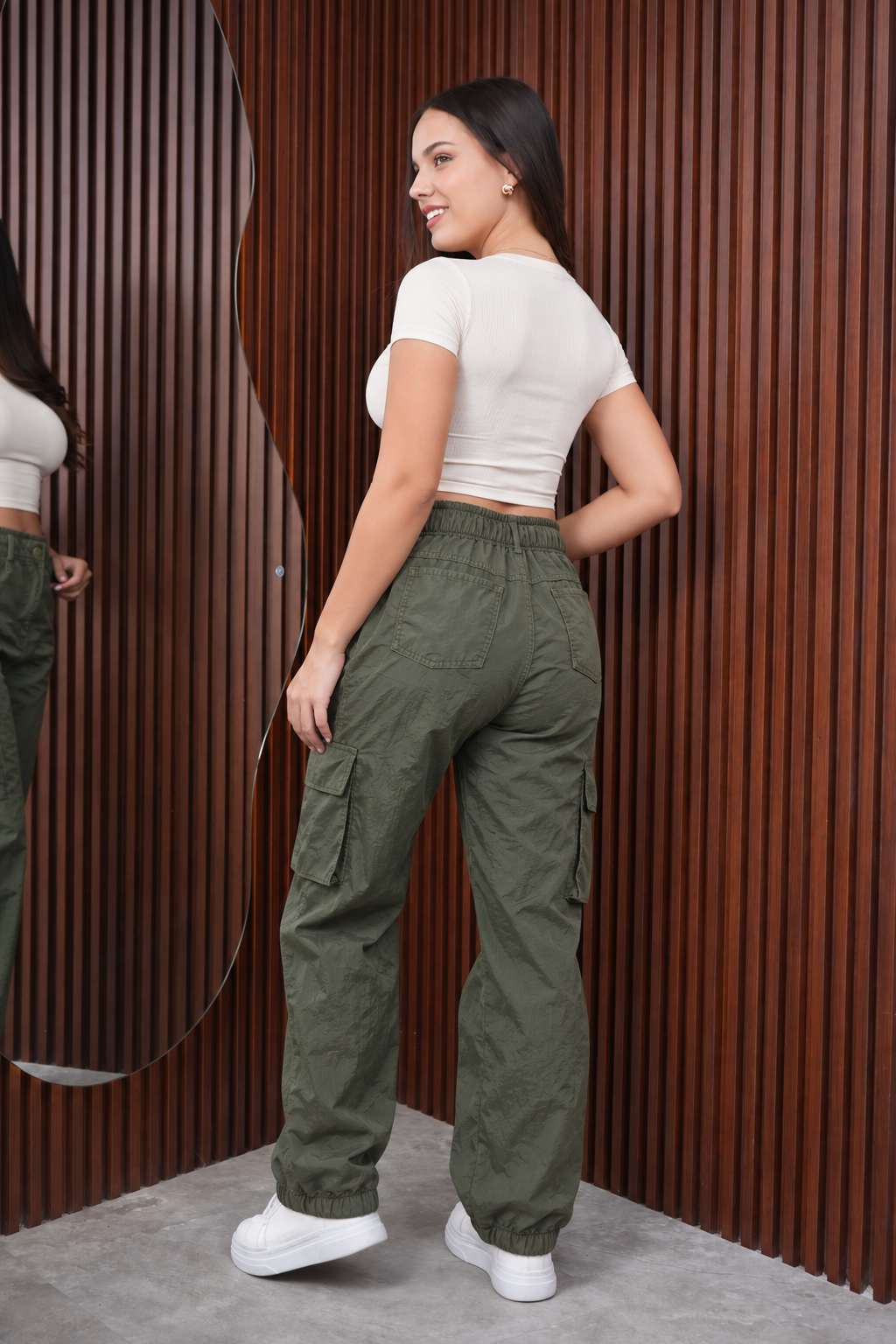 Pantalón Jogger Cargo Tafeta Verde Militar